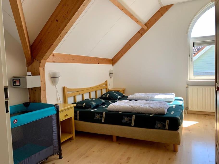 Groot Direct Aan Het Zeeuwse Vakantiehuis *