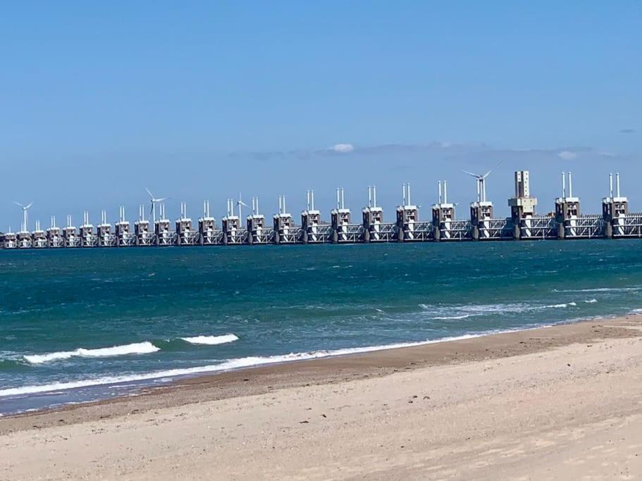 Groot Direct Aan Het Zeeuwse Vakantiehuis Kamperland